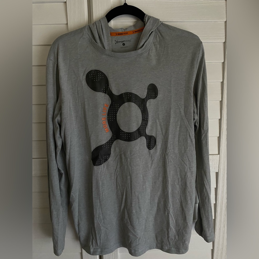 Orangetheory Long Sleeve T - Shirt Hoodie — size L , tags off